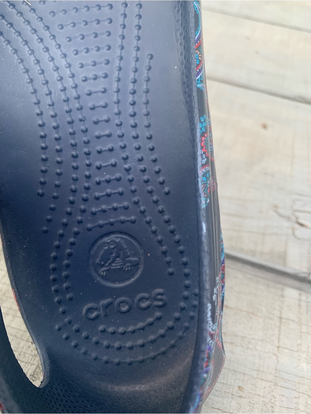 Crocs Women's Kadee Florals Flats Paisley Floral Navy Size 9 Casual Comfy Summer - Picture 7 of 9